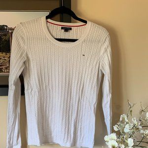 Tommy Hilfiger sweater, Size medium
